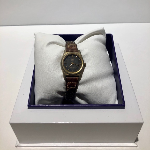 Q&Q Watch - Picture 1 of 3
